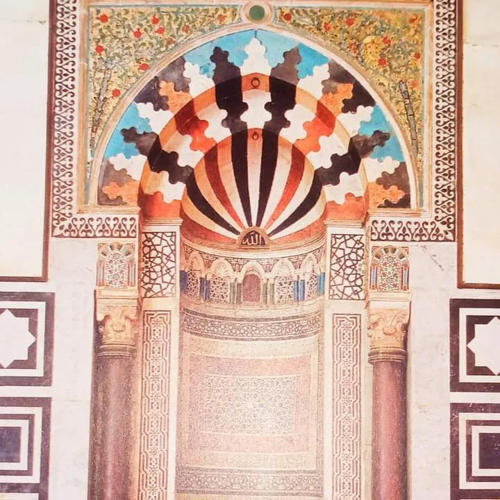 معرض الصور — 30
